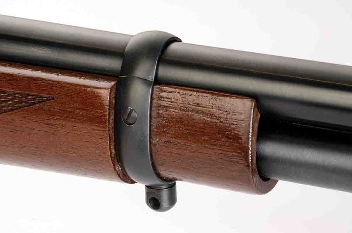The Marlin Model 336C has a blued carbine-style barrel band.